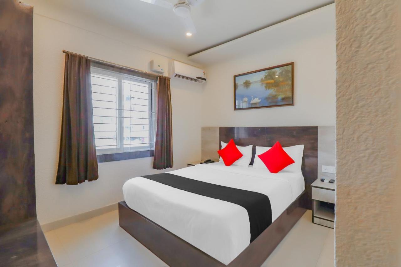 Capital O Royal Galaxy Finesse Near Phoenix Marketcity Bangalore Exterior foto